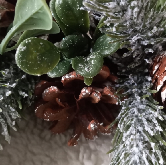 Christmas Double Ring Grapevine Farmhouse Handmade Wreath 13.5"× 7" - Picture 5 of 10